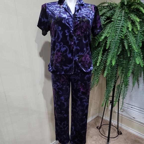 California Dynasty Other - VTG California Dynasty Purple Floral Pajamas Set Women’s Sz M